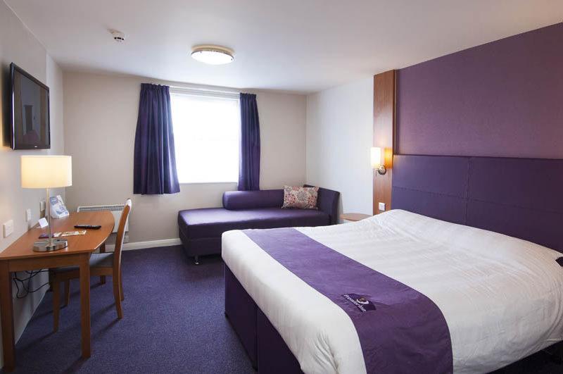 Premier Inn Milton Keynes Central Εξωτερικό φωτογραφία